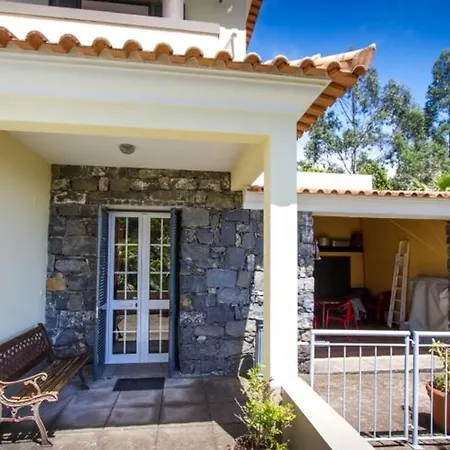 House With 2 Bedrooms In With Wonderful Sea View Enclosed Garden And Wifi