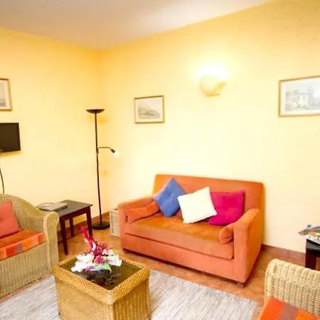 House With 2 Bedrooms In With Wonderful Sea View Enclosed Garden And Wifi